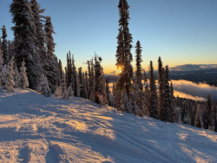 The sun setting over Sargents. Still time for a quick ski down.